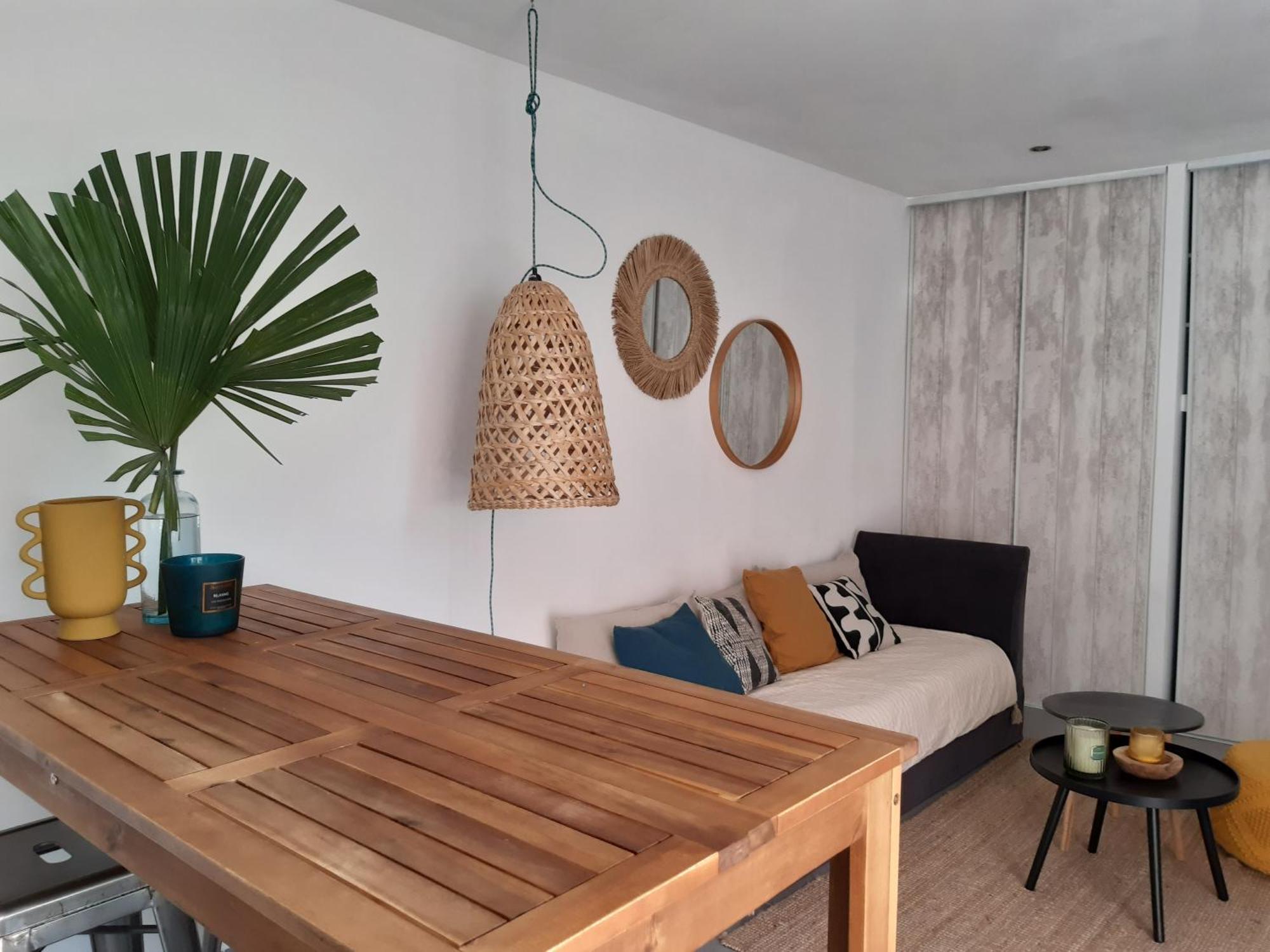 Grand Studio Avec Patio Marseille Exterior photo